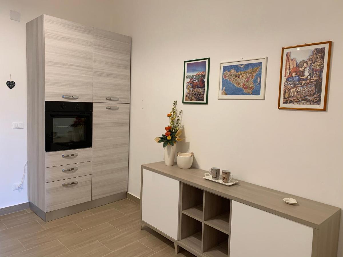 Apartamento Le Torri Dell'Acqua Palermo Exterior foto