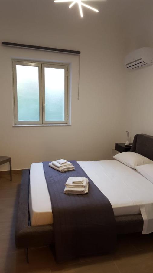 Apartamento Le Torri Dell'Acqua Palermo Exterior foto